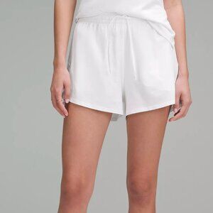 Lululemon Court Rival High-Rise Short 3" – White, Size 6